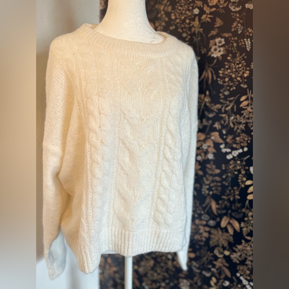 Old Navy Cream Cable Knit Sweater